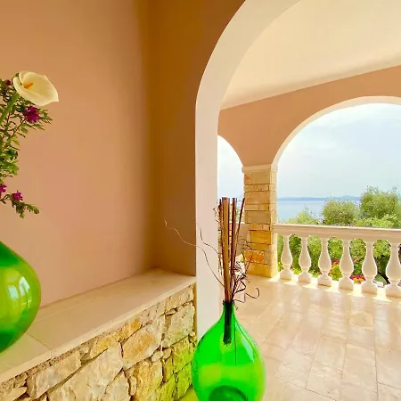 Nissaki Sunlight - New Above The Beach Holiday home Nisaki (Corfu)